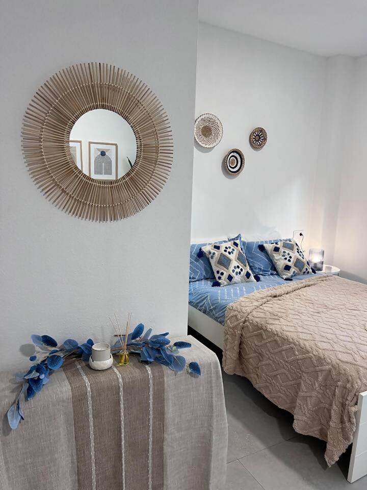 Estudios Con Encanto Аликанте Екстериор снимка